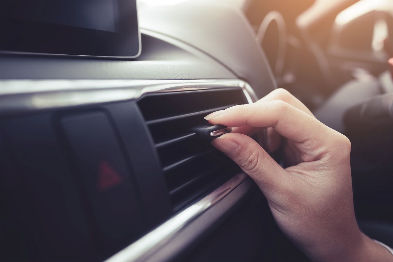 Klimatyzacja w samochodzie nie działa – co może być powodem?