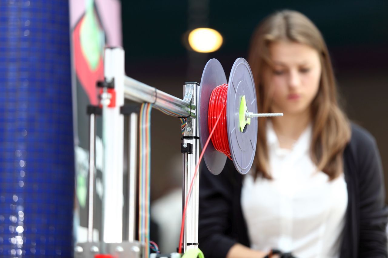 Do czego służą filamenty w drukarce 3D?